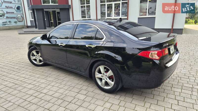 Седан Acura TSX 2011 в Львове