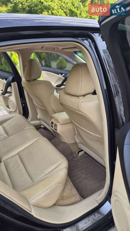 Седан Acura TSX 2011 в Львове