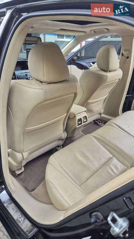 Седан Acura TSX 2011 в Львове