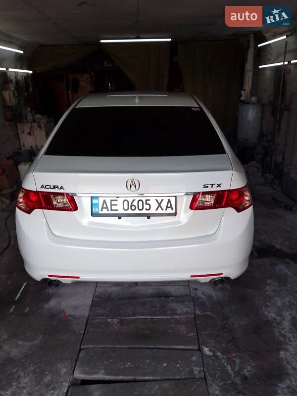 Седан Acura TSX 2012 в Синельниковому