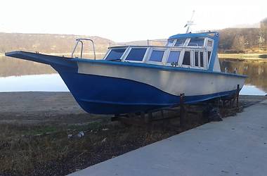 Катер Адмиралтеец 371 1982 в 