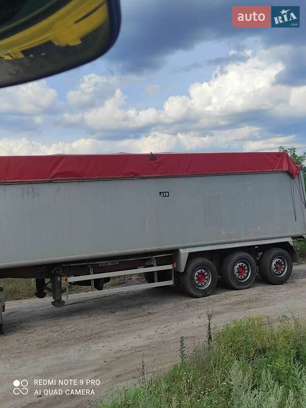 Зерновоз - напівпричіп AHP Trailer 2002 в Іванкові