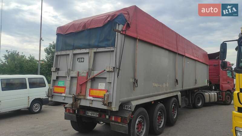 Зерновоз - напівпричіп AHP Trailer 2002 в Іванкові