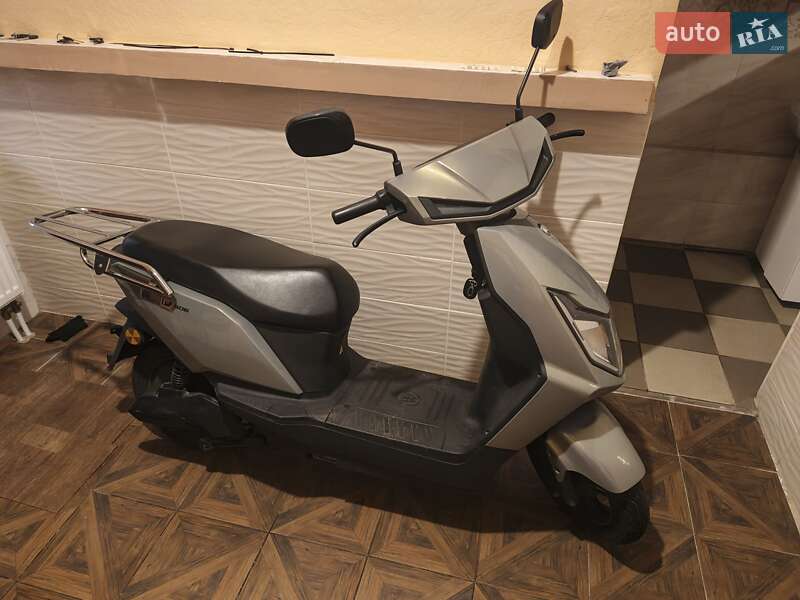 Скутер AIMA F606 2025 в Киеве фото 3 Скутер AIMA F606 2025 в Киеве