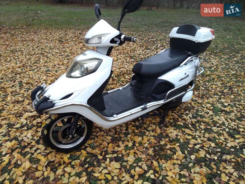 Скутер AIMA Journey King 2018 в Южноукраинске фото Скутер AIMA Journey King 2018 в Южноукраинске