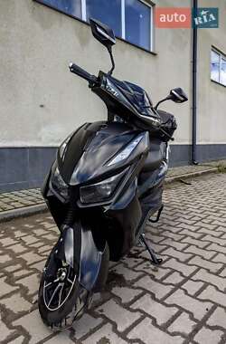 Скутер AIMA Journey 2022 в Кам'янці-Бузькій