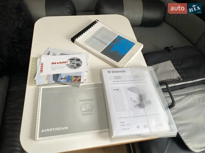 Дом на колесах Airstream International 2009 в Киеве документ