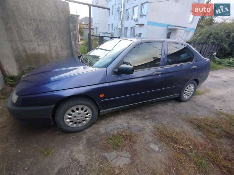 Хэтчбек Alfa Romeo 146 1997 в Дубровице фото 6 Хэтчбек Alfa Romeo 146 1997 в Дубровице