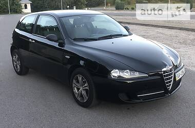 Хэтчбек Alfa Romeo 147 2008 в Днепре