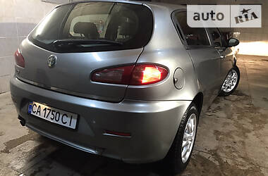 Хэтчбек Alfa Romeo 147 2007 в Смеле