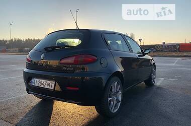 Хэтчбек Alfa Romeo 147 2007 в Киеве