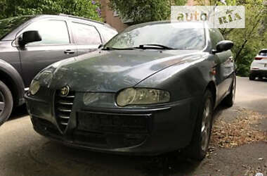 Купе Alfa Romeo 147 2001 в Киеве