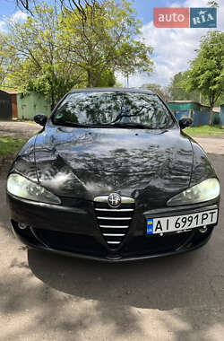 Хетчбек Alfa Romeo 147 2005 в 