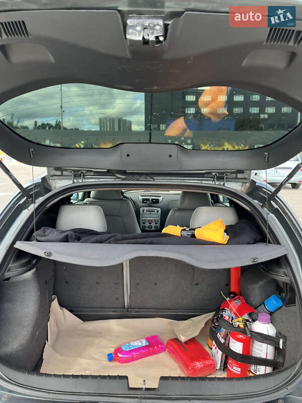 Хэтчбек Alfa Romeo 147 2001 в Киеве фото 9 Хэтчбек Alfa Romeo 147 2001 в Киеве