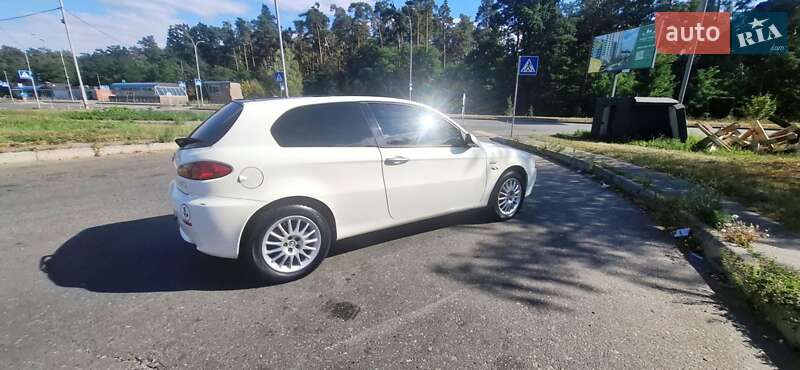 Хэтчбек Alfa Romeo 147 2007 в Киеве фото 7 Хэтчбек Alfa Romeo 147 2007 в Киеве