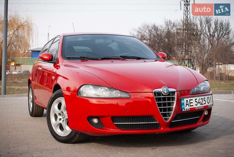 Хетчбек Alfa Romeo 147 2009 в Дніпрі