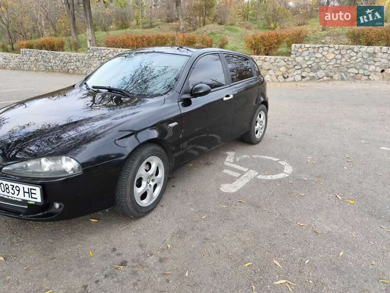 Хэтчбек Alfa Romeo 147 2006 в Кропивницком фото 2 Хэтчбек Alfa Romeo 147 2006 в Кропивницком