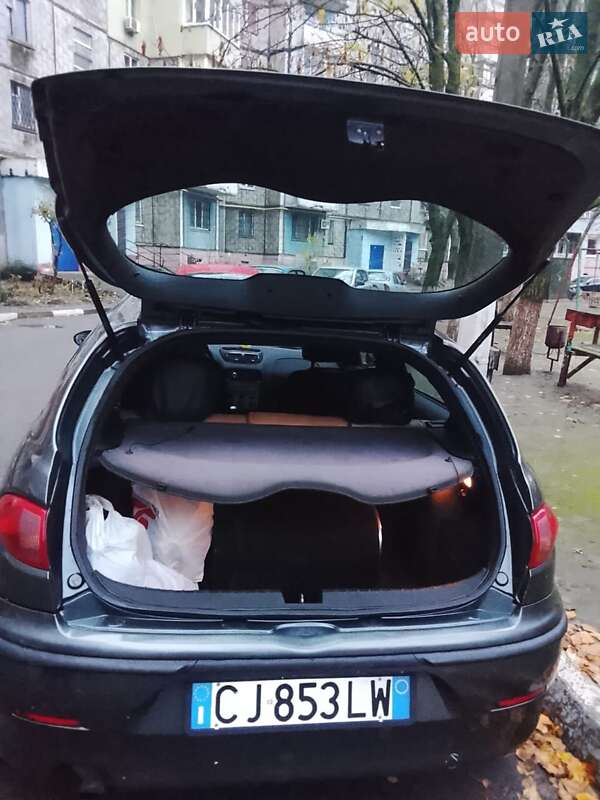 Хэтчбек Alfa Romeo 147 2003 в Херсоне