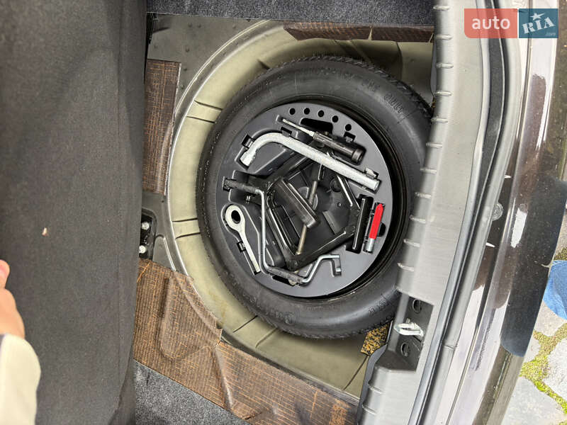 Хэтчбек Alfa Romeo 147 2009 в Киеве