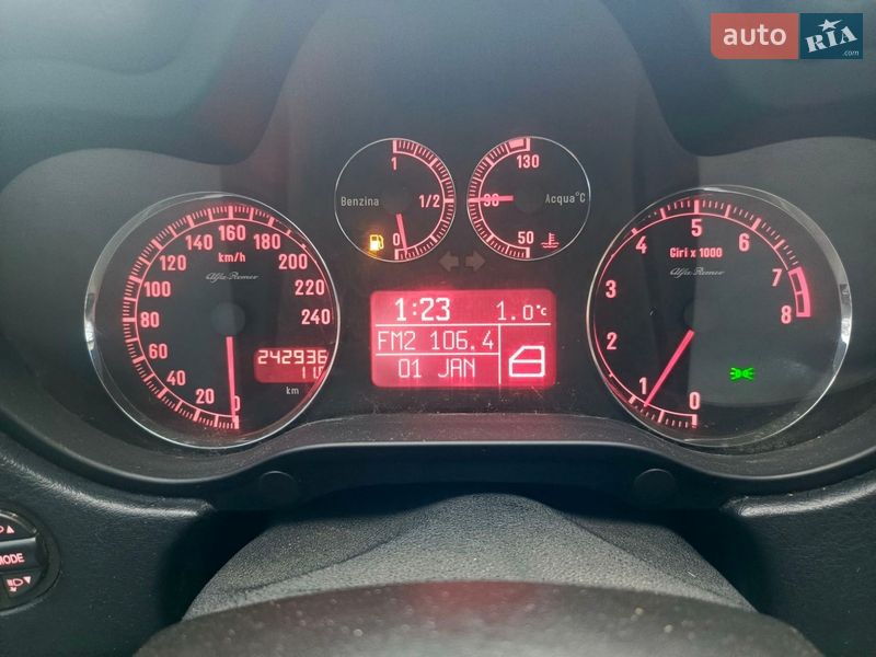 Хэтчбек Alfa Romeo 147 2007 в Остроге