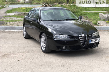 Седан Alfa Romeo 156 2005 в Виннице