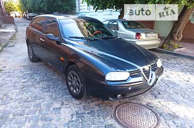 Універсал Alfa Romeo 156 2000 в Чернівцях