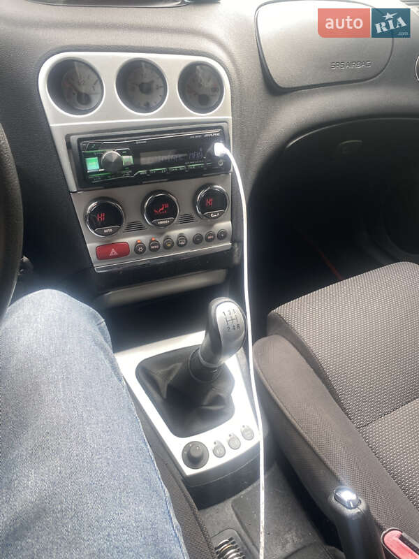 Седан Alfa Romeo 156 2003 в Львове фото 7 Седан Alfa Romeo 156 2003 в Львове