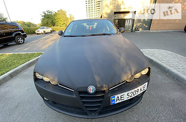 Седан Alfa Romeo 159 2005 в Днепре