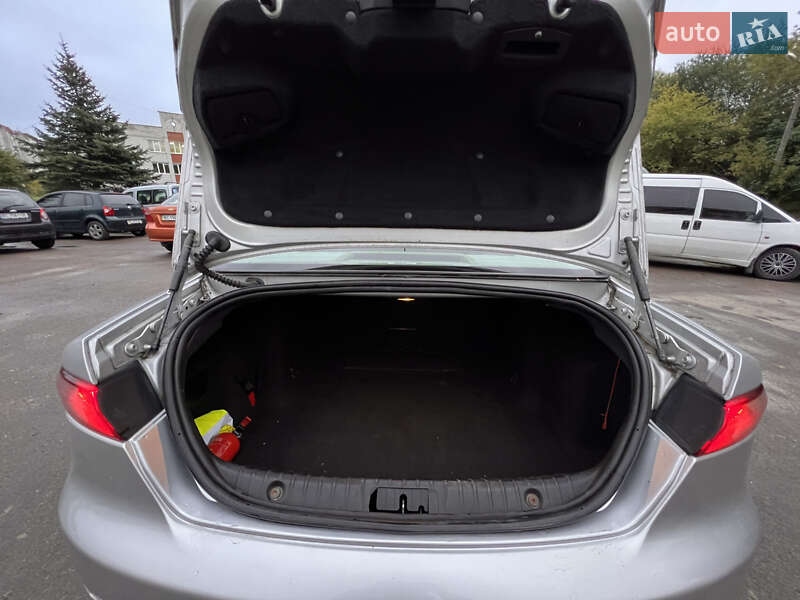 Седан Alfa Romeo 159 2006 в Львове