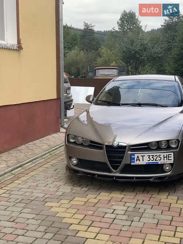 Седан Alfa Romeo 159 2006 в 