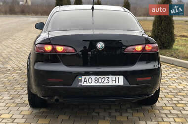 Седан Alfa Romeo 159 2007 в Іршаві