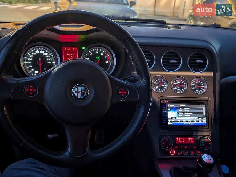 Седан Alfa Romeo 159 2011 в Киеве