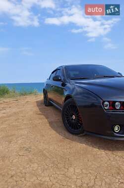 Седан Alfa Romeo 159 2008 в 