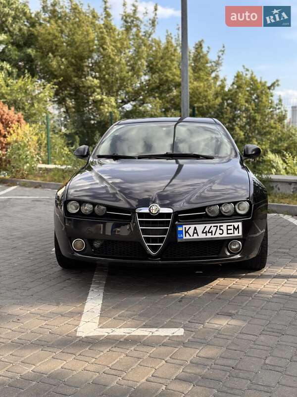Седан Alfa Romeo 159 2006 в Киеве