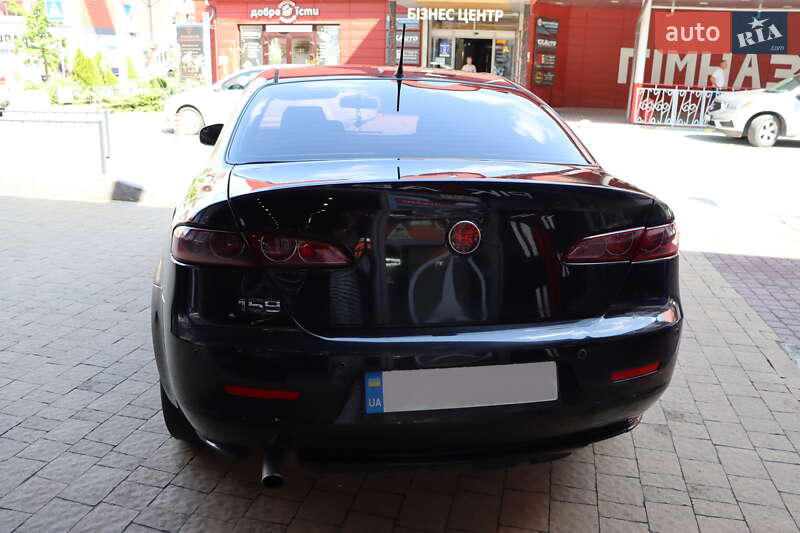 Седан Alfa Romeo 159 2006 в Львове