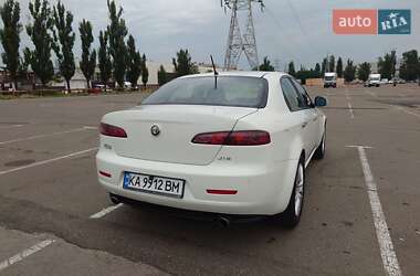 Седан Alfa Romeo 159 2011 в 