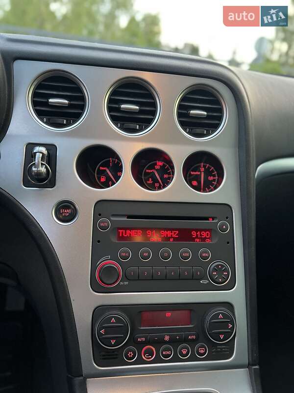 Седан Alfa Romeo 159 2007 в Львове