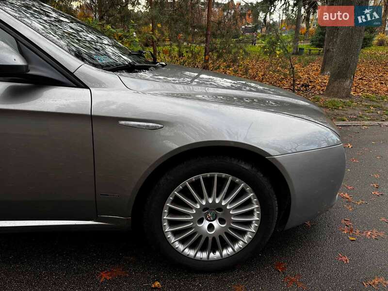 Универсал Alfa Romeo 159 2006 в Киеве