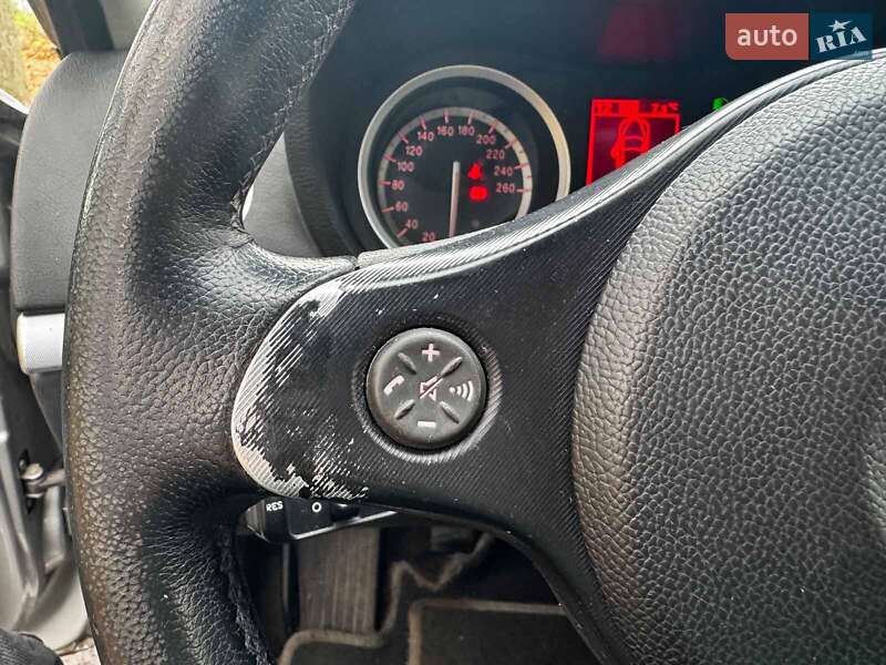 Универсал Alfa Romeo 159 2006 в Киеве