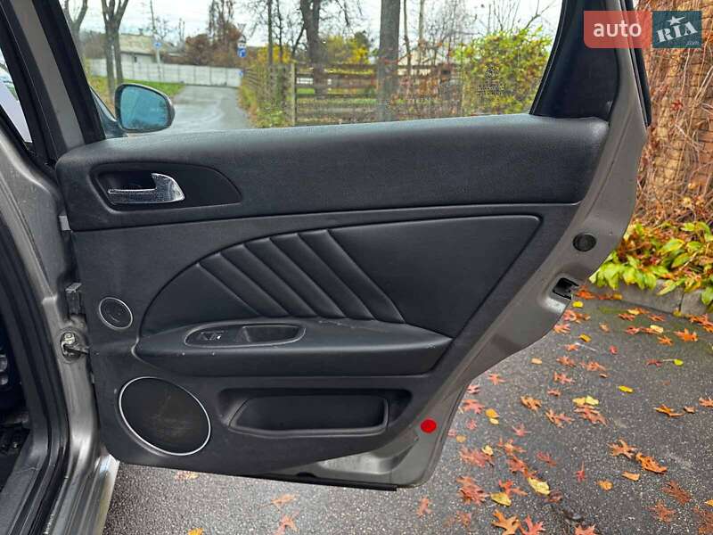 Универсал Alfa Romeo 159 2006 в Киеве