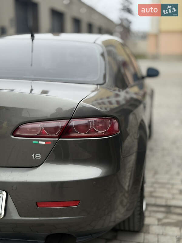 Седан Alfa Romeo 159 2007 в Каменец-Подольском