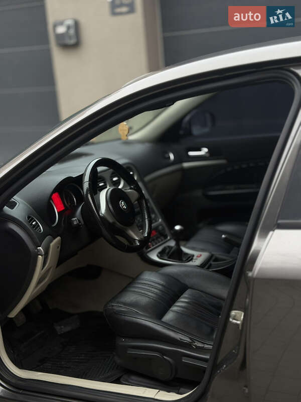 Седан Alfa Romeo 159 2007 в Каменец-Подольском