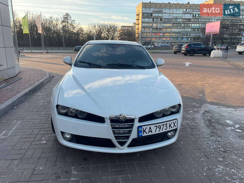 Alfa Romeo 159 2011 Alfa Romeo 159 2011