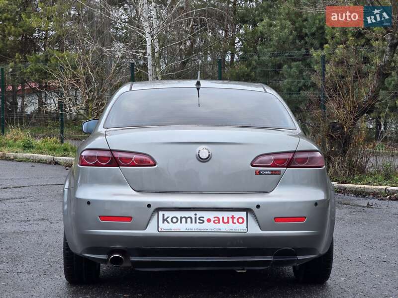 Седан Alfa Romeo 159 2006 в Хмельницькому