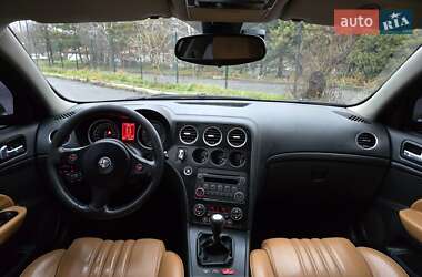 Седан Alfa Romeo 159 2006 в Хмельницькому