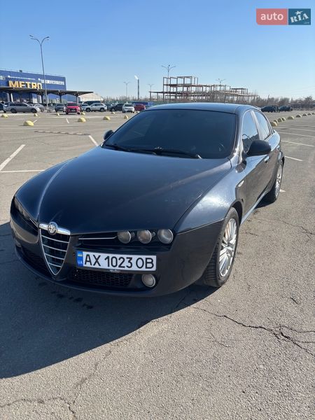 Седан Alfa Romeo 159 2011 в Киеве