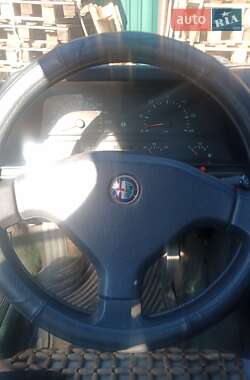 Седан Alfa Romeo 164 1988 в 