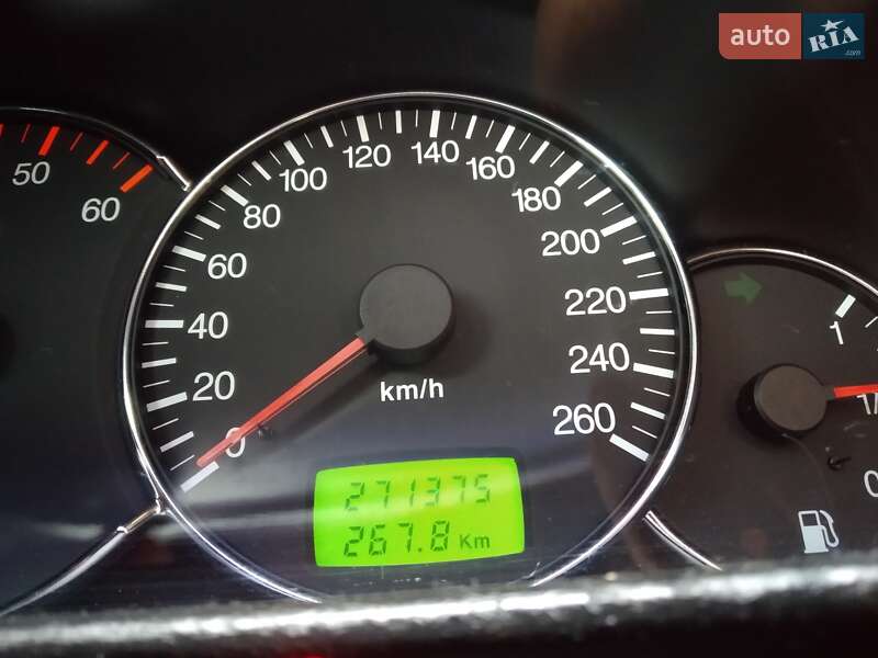 Седан Alfa Romeo 166 1999 в Черновцах