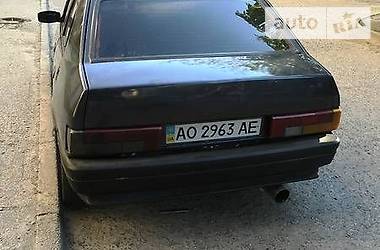 Хэтчбек Alfa Romeo 33 1990 в Мукачево