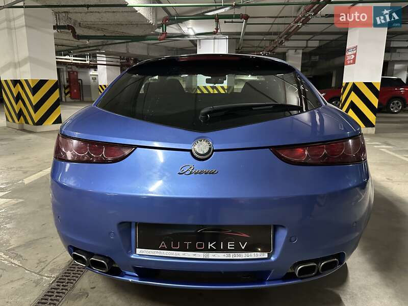 Купе Alfa Romeo Brera 2008 в Киеве
